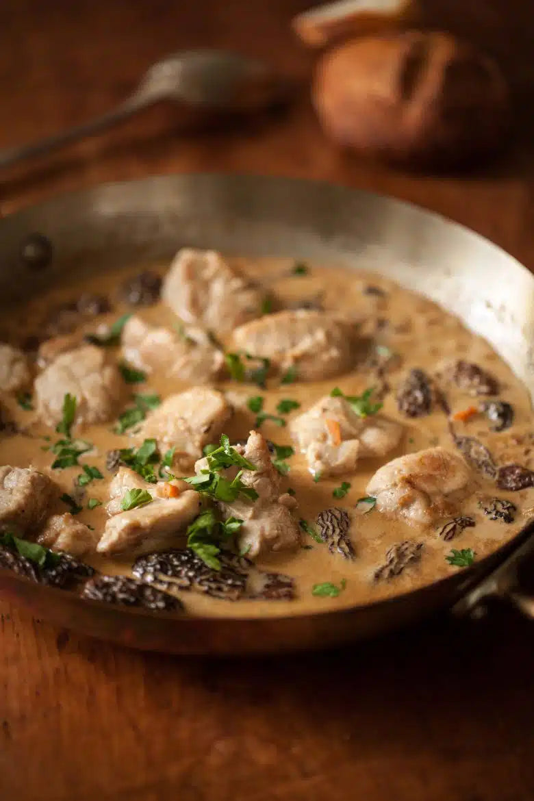 🍽️ Ris de Veau aux Morilles Ingrédients (pour 4 personnes)